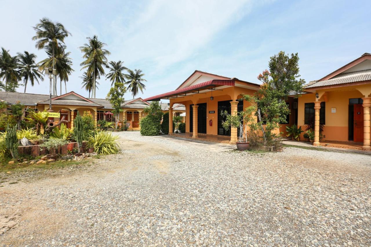 Oyo 89887 Chalet Yunie Маранг Экстерьер фото
