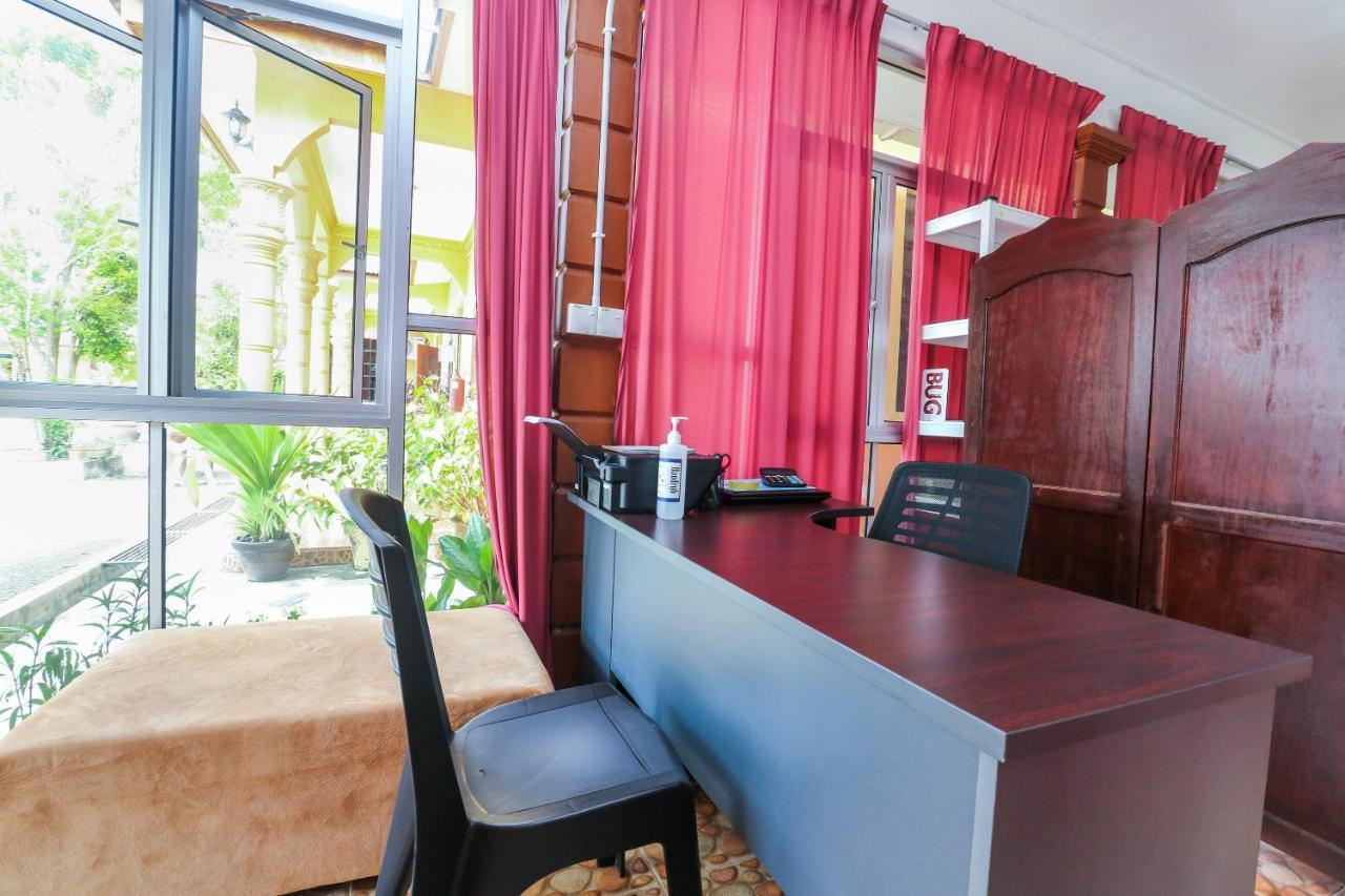 Oyo 89887 Chalet Yunie Маранг Экстерьер фото